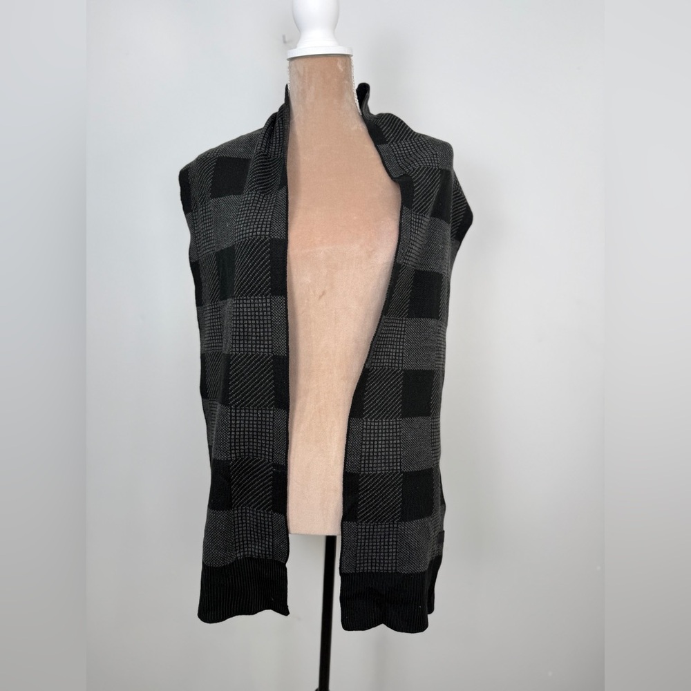 Van Heusen Black and Gray Checkered Scarf